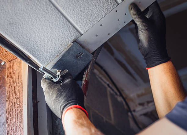 Reliable Garage Door Roller Replacement contractor in Grosse Pointe, MI by Garage Doors Repair Pro